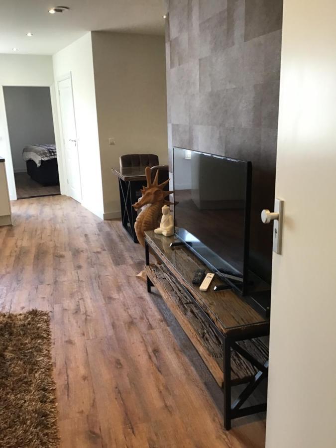Chic Appartement In Sas Van Gent מראה חיצוני תמונה