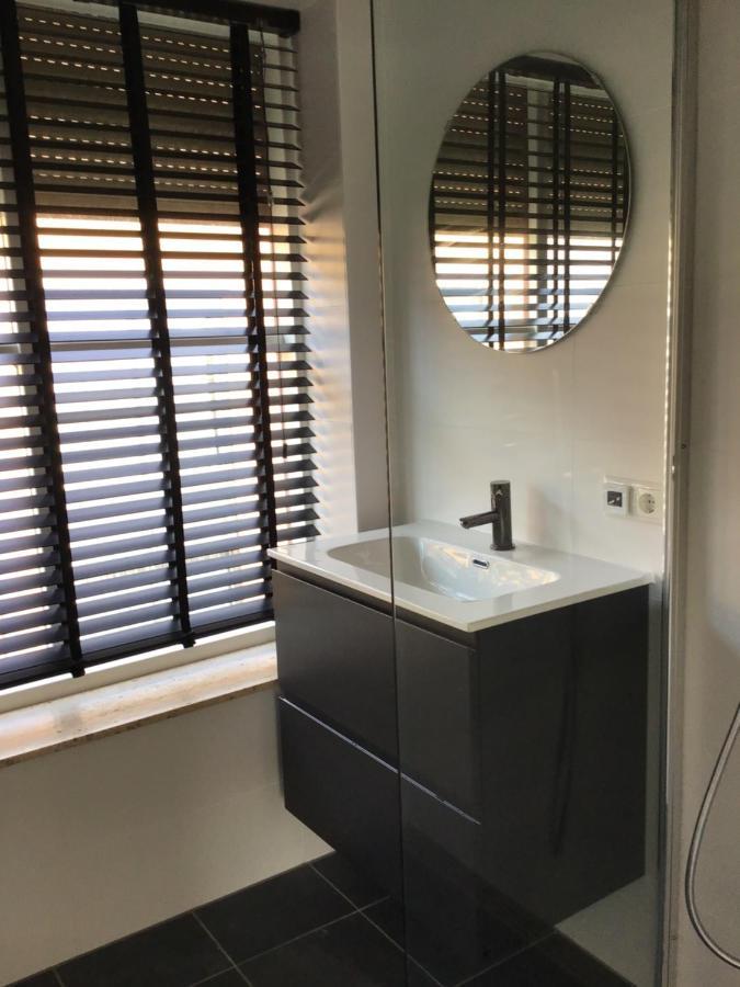 Chic Appartement In Sas Van Gent מראה חיצוני תמונה