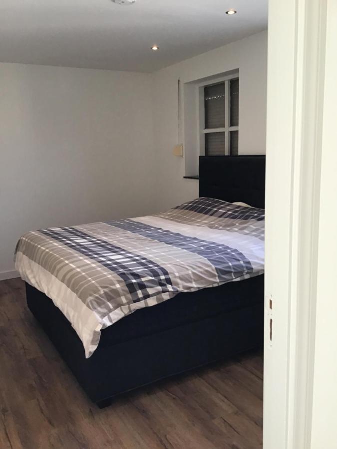 Chic Appartement In Sas Van Gent מראה חיצוני תמונה